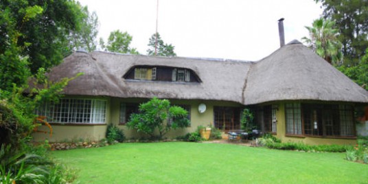5 BR house for sale in Randbu, Gauteng, South Africa